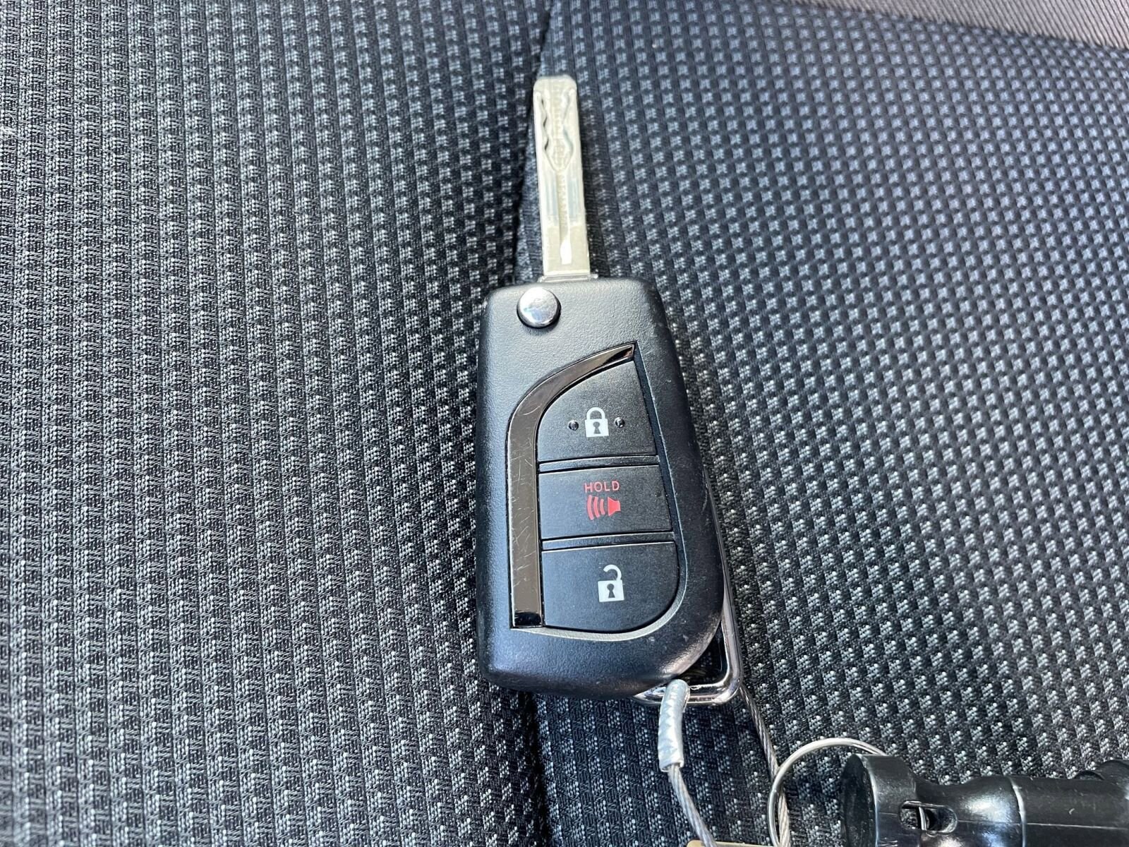 Thumbnail: 2025 Toyota RAV4 - 22