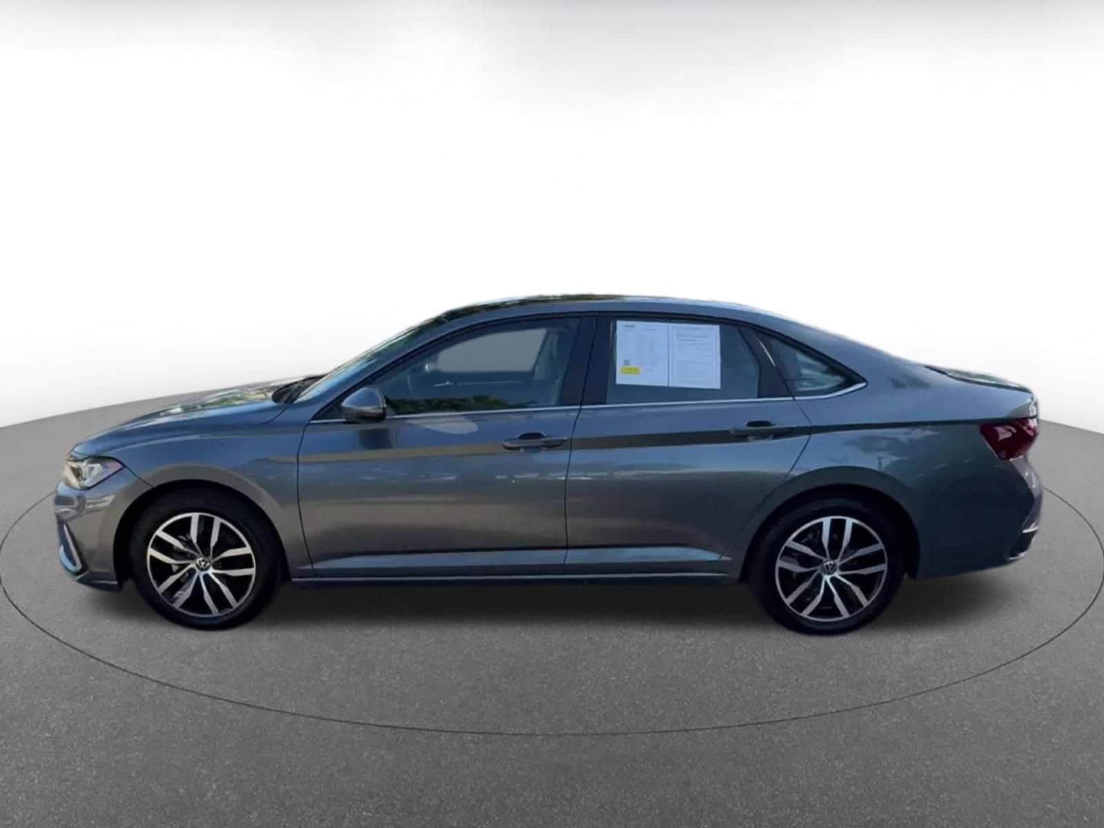 Thumbnail: 2025 Volkswagen Jetta - 9