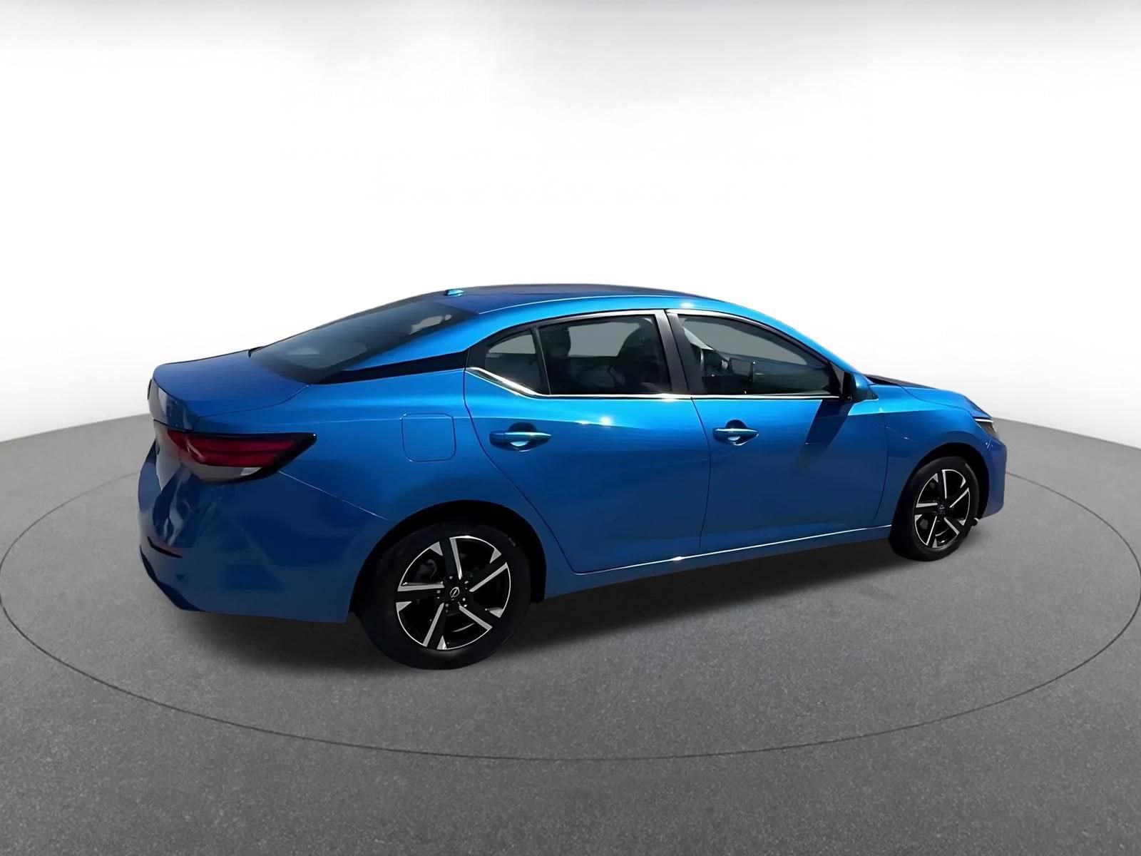 Thumbnail: 2025 Nissan Sentra - 14