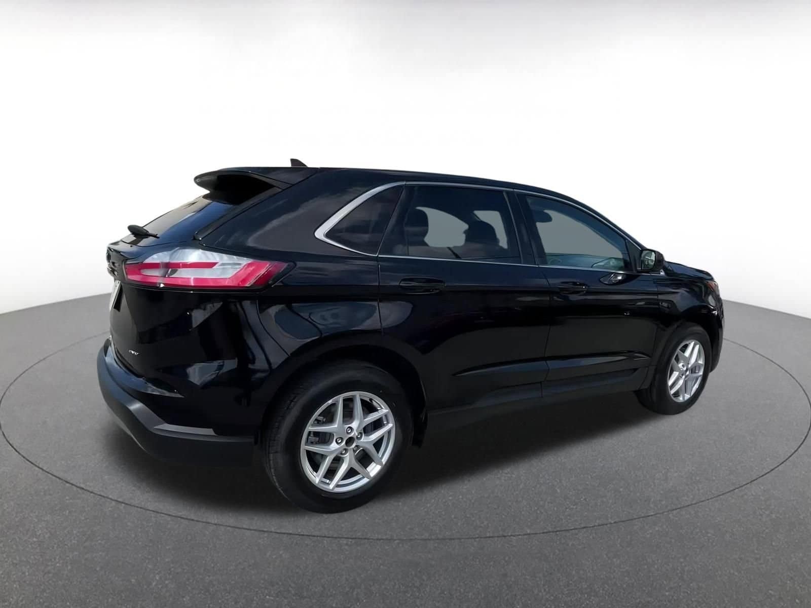 2024 Ford Edge SEL 15