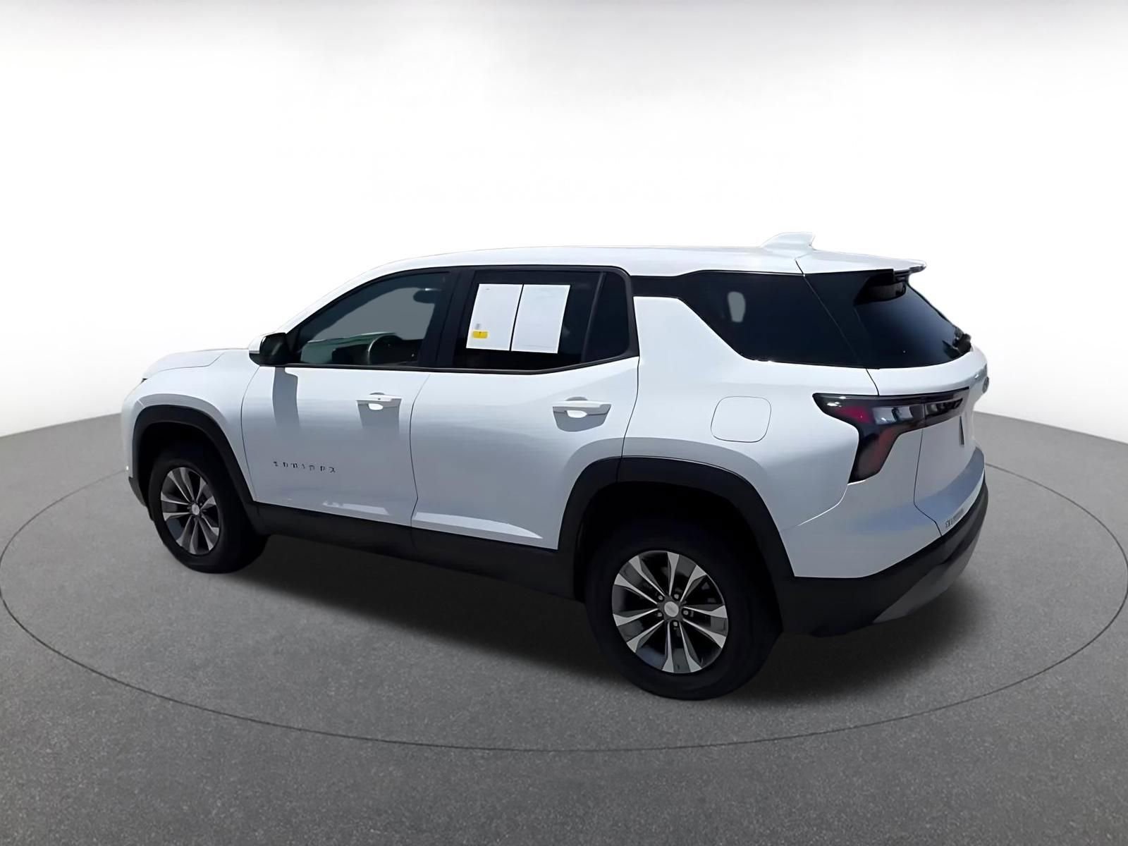 Thumbnail: 2025 Chevrolet Equinox - 10