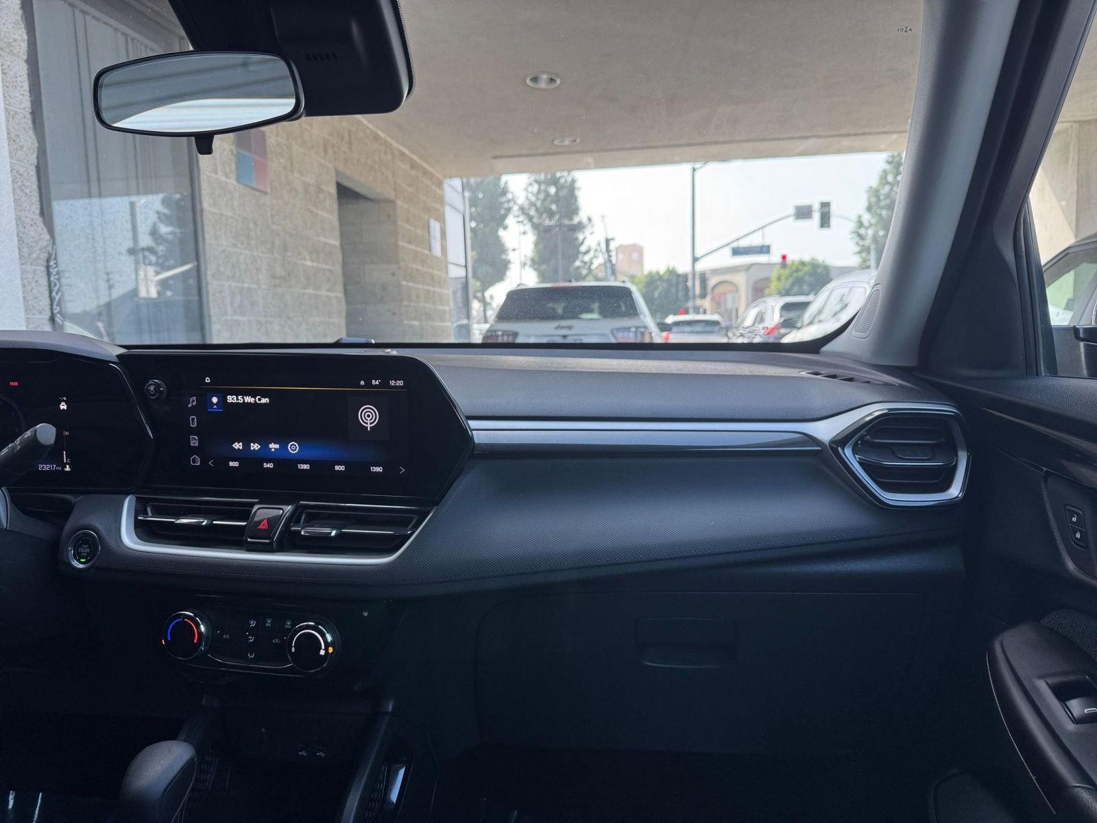 Thumbnail: 2025 Chevrolet TrailBlazer - 33