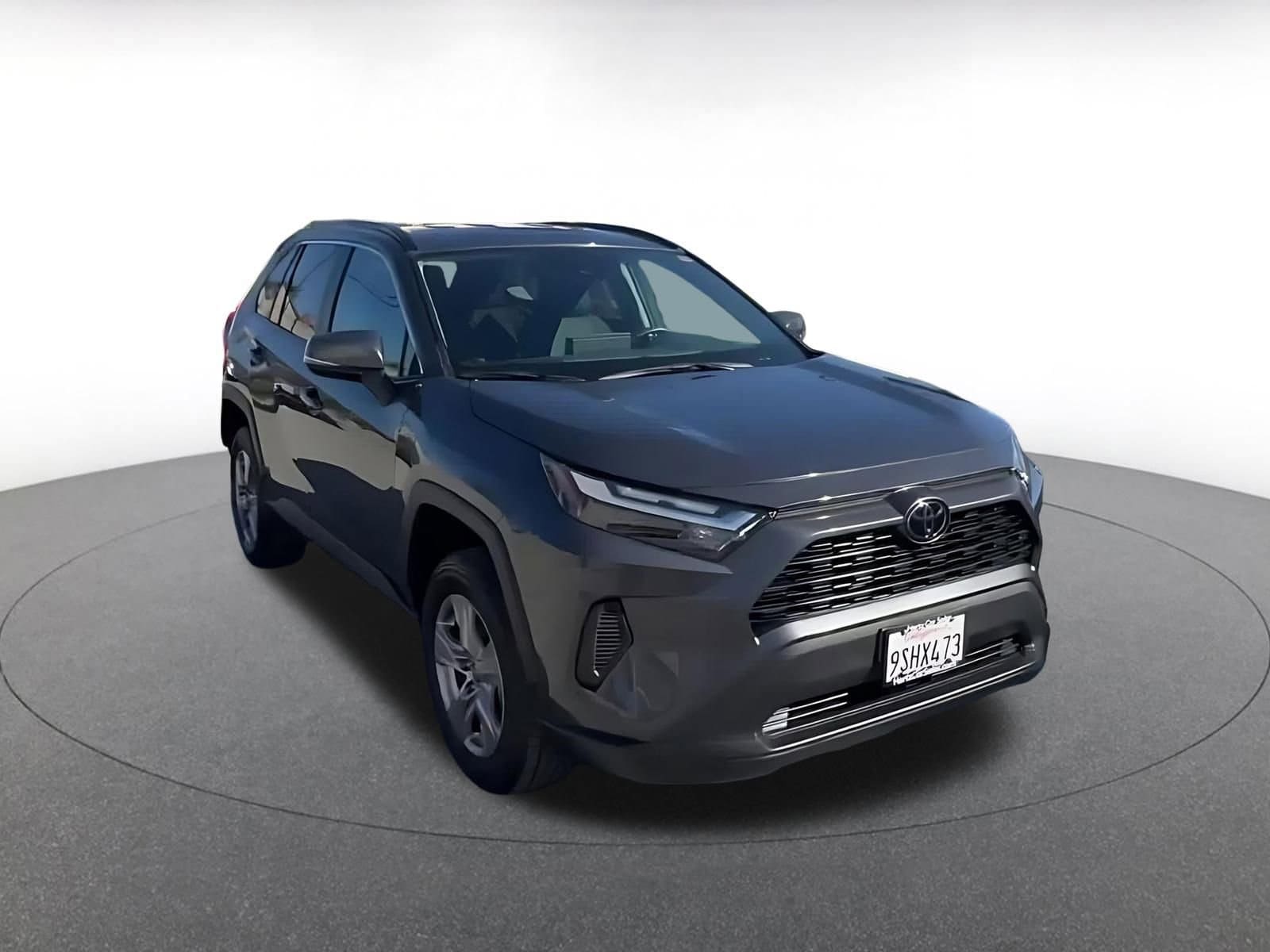 Thumbnail: 2025 Toyota RAV4 - 3