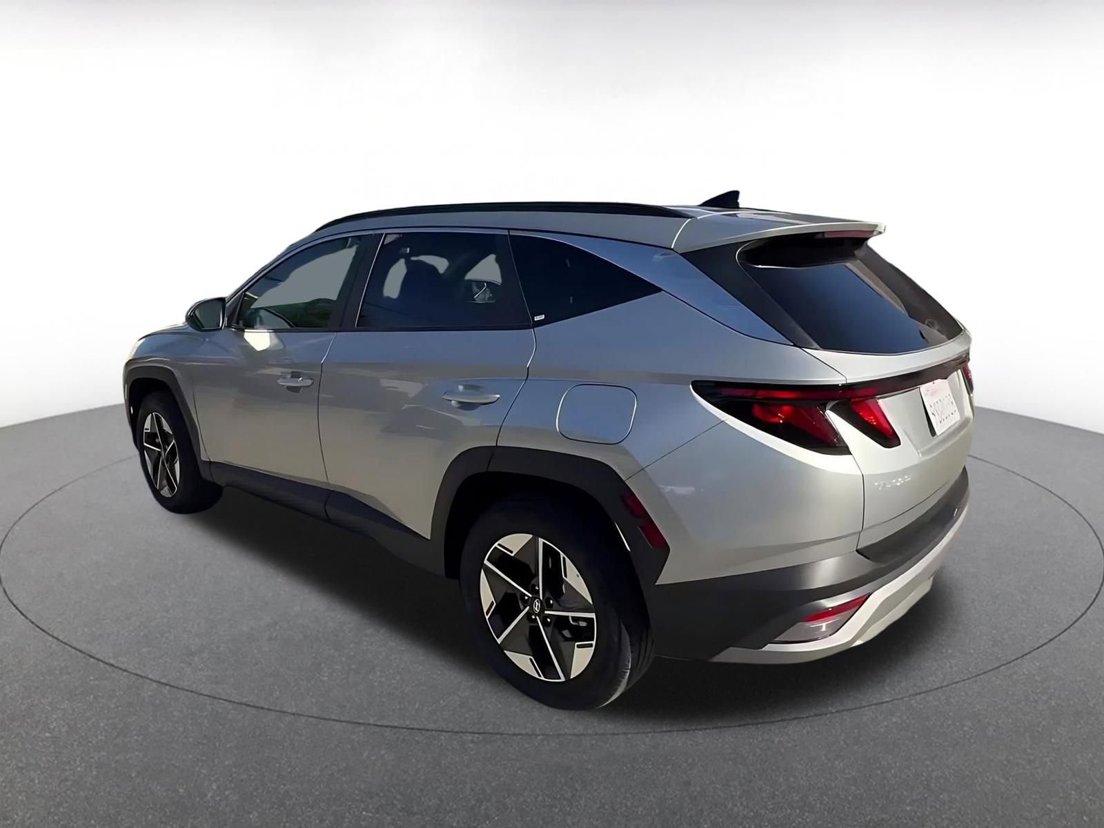 Thumbnail: 2025 Hyundai Tucson - 9