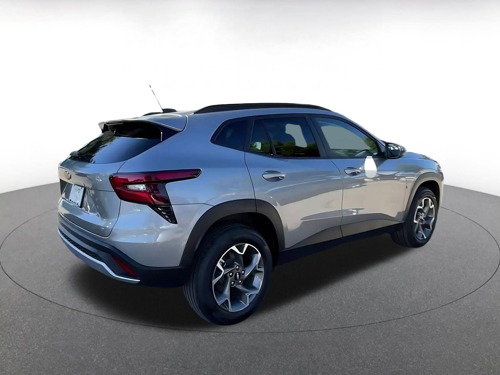 Thumbnail: 2025 Chevrolet Trax - 15