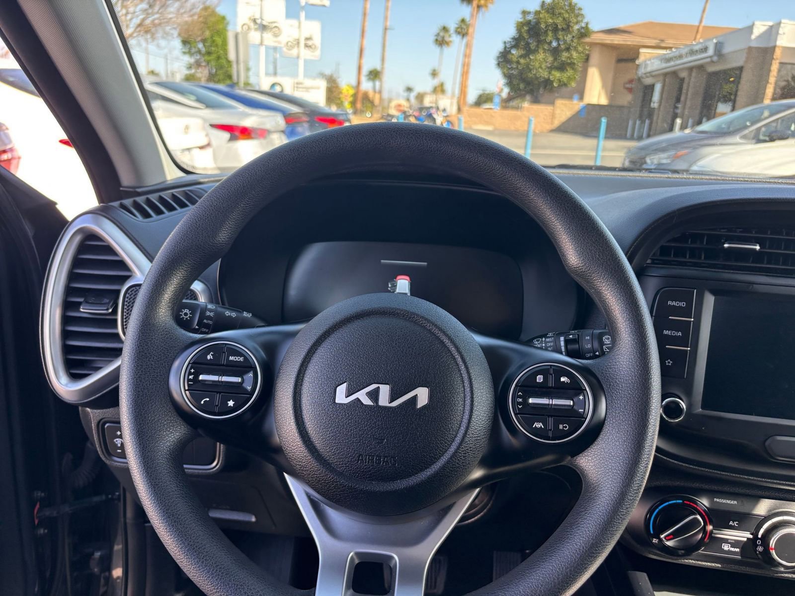 Thumbnail: 2025 Kia Soul - 35