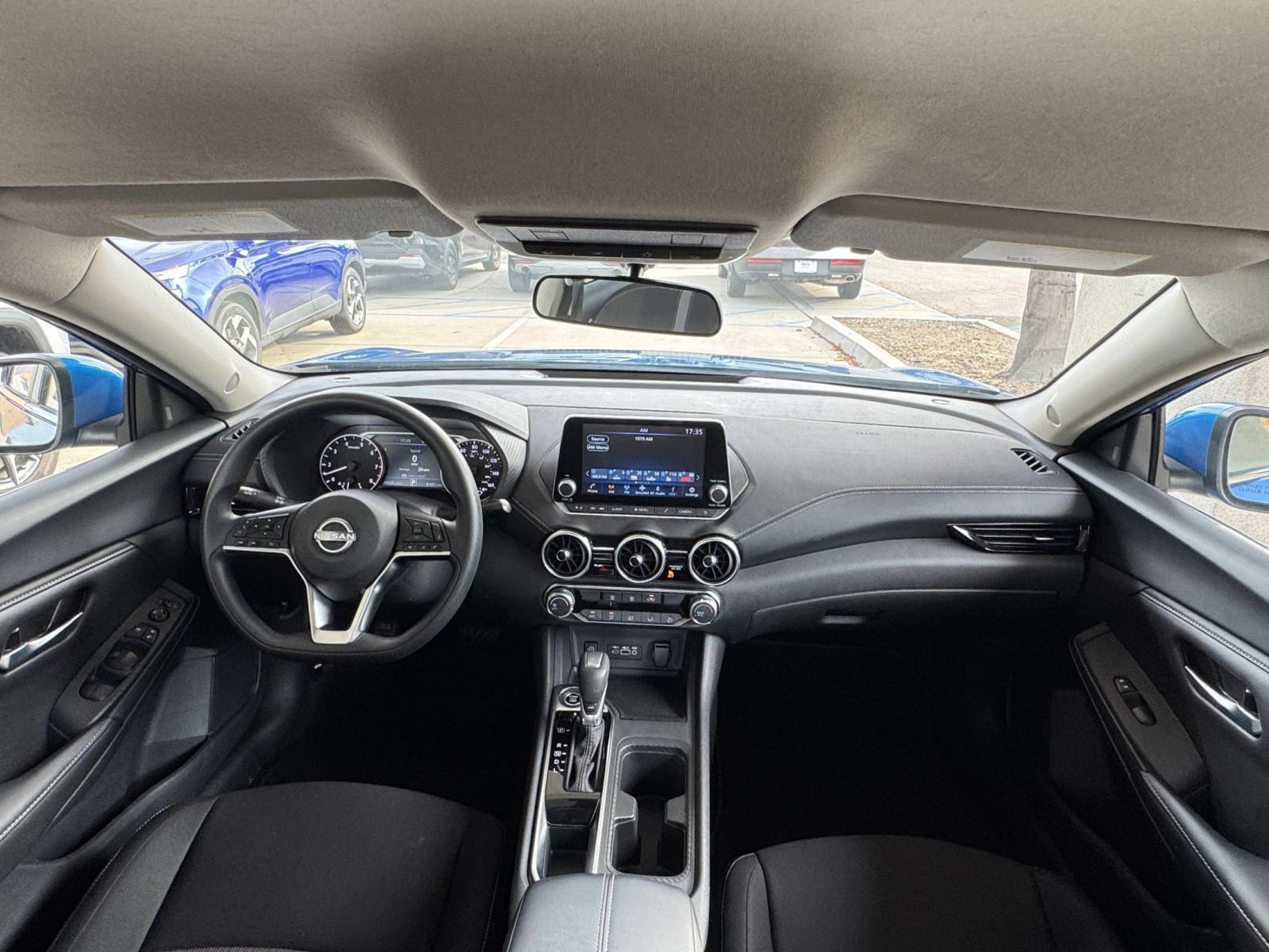 Thumbnail: 2025 Nissan Sentra - 31