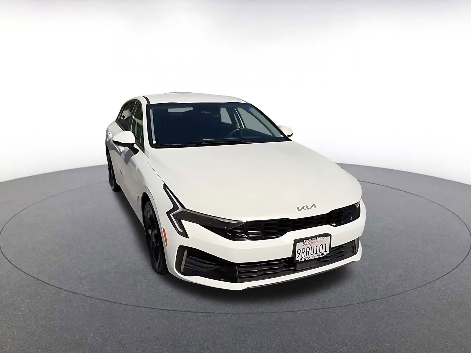 Thumbnail: 2025 Kia K5 - 3