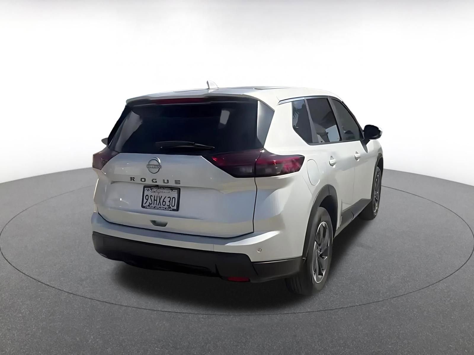 Thumbnail: 2025 Nissan Rogue - 14