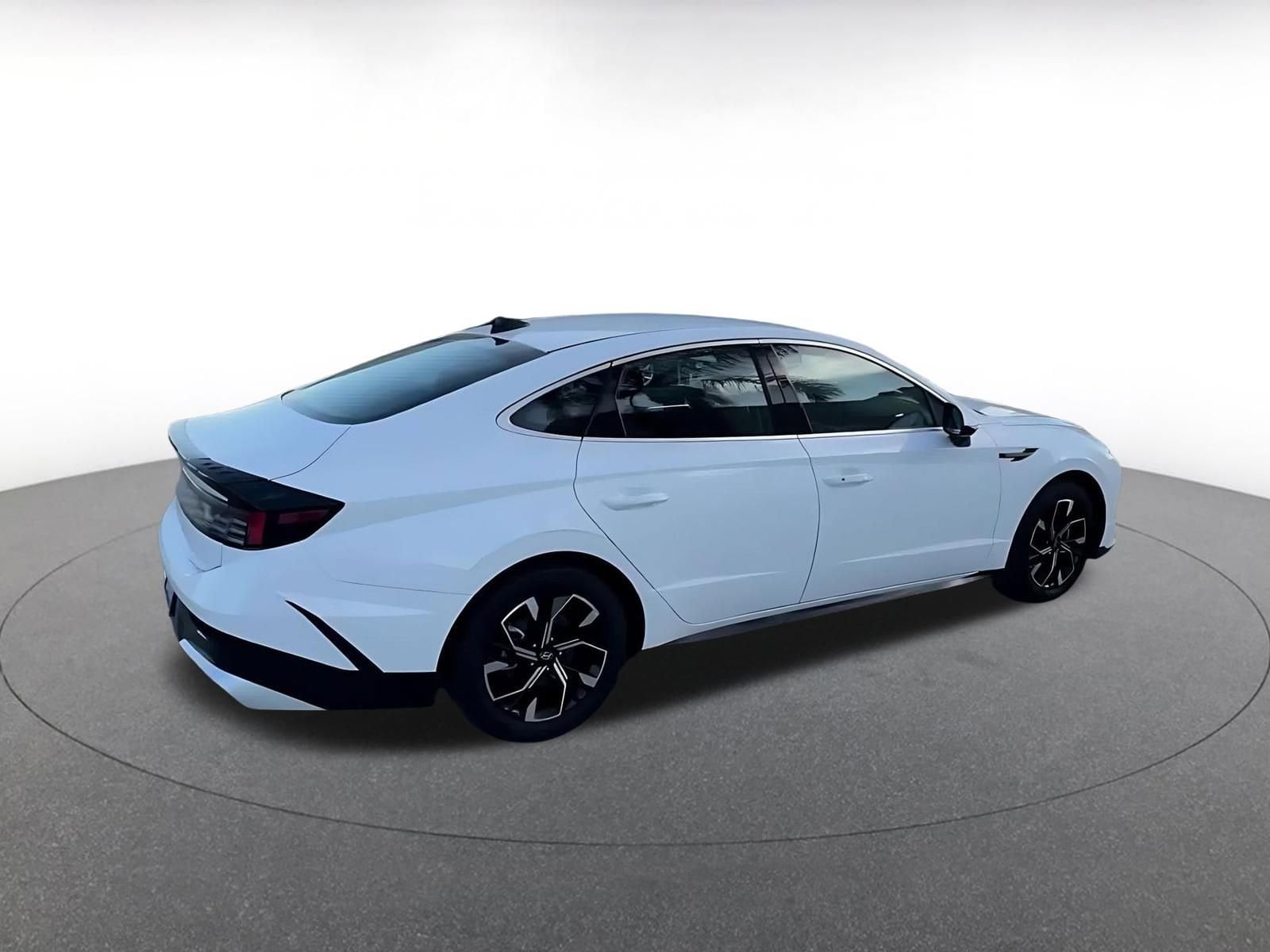 Thumbnail: 2025 Hyundai Sonata - 8