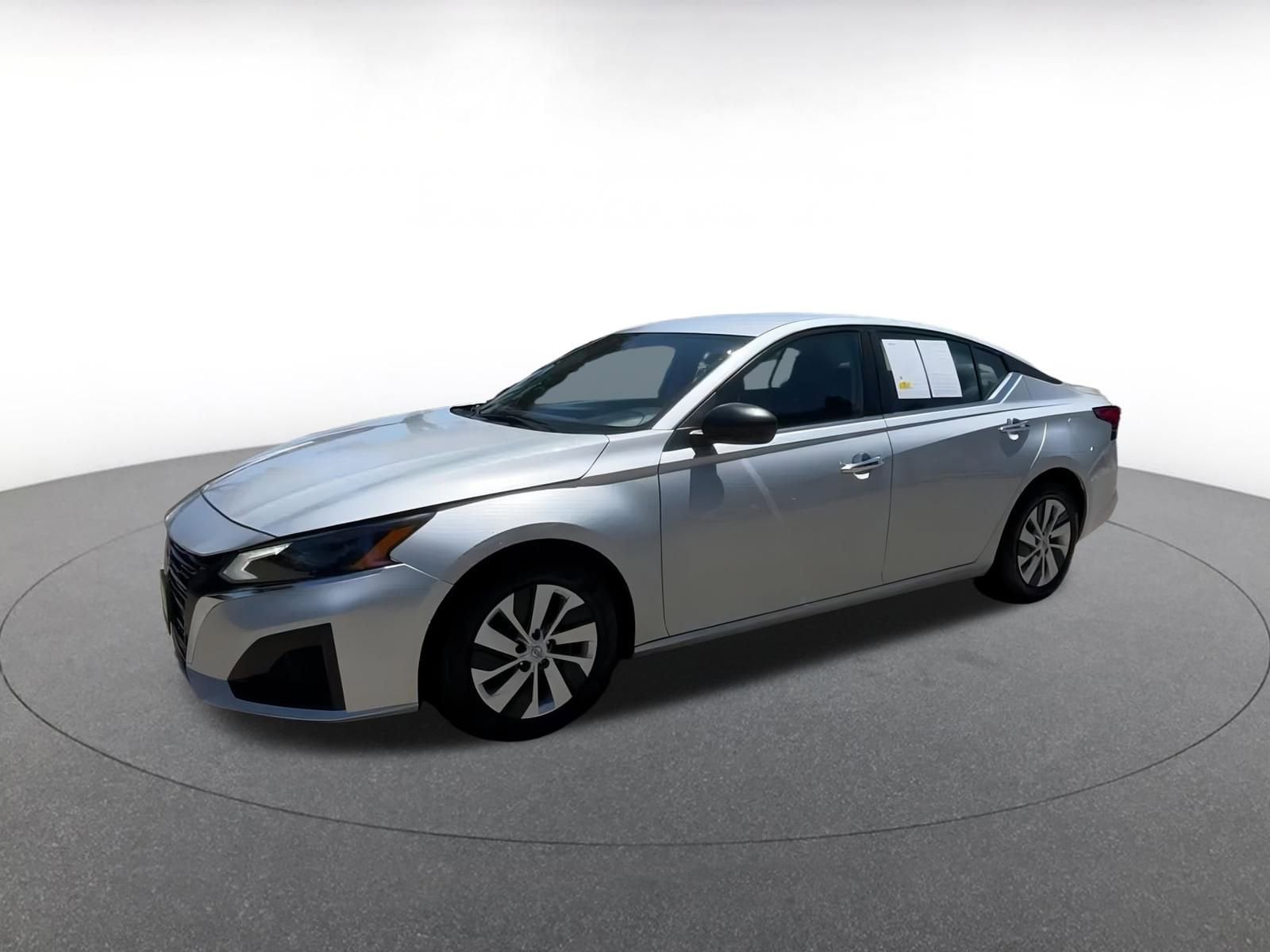 Thumbnail: 2024 Nissan Altima - 8