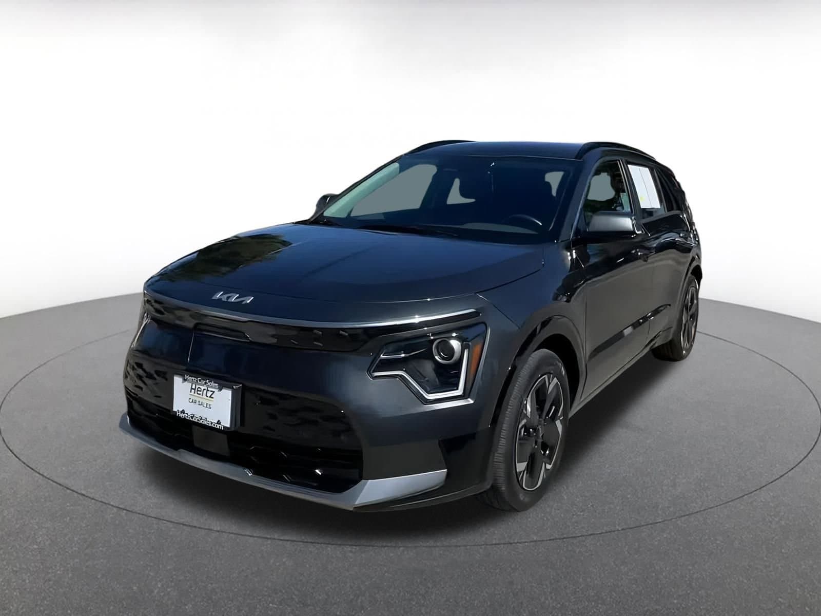 Thumbnail: 2023 Kia Niro - 6