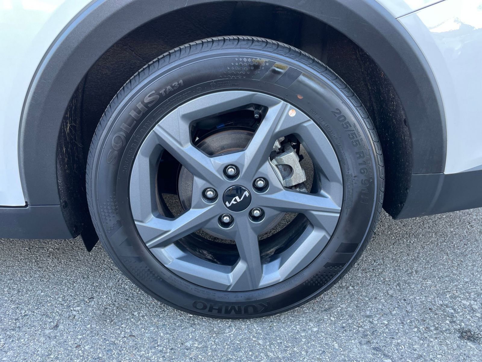 Thumbnail: 2025 Kia K4 - 30