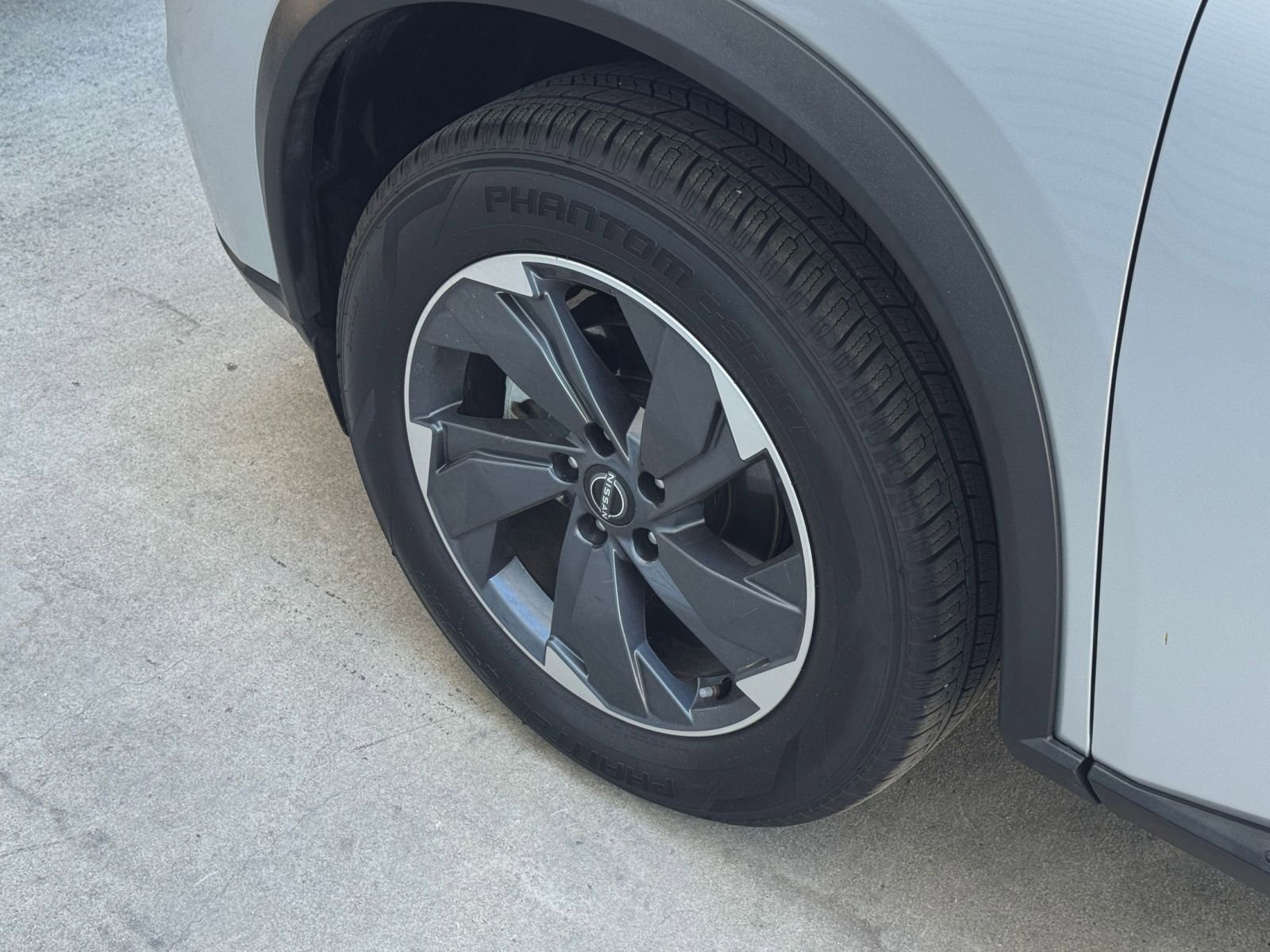 Thumbnail: 2025 Nissan Rogue - 32