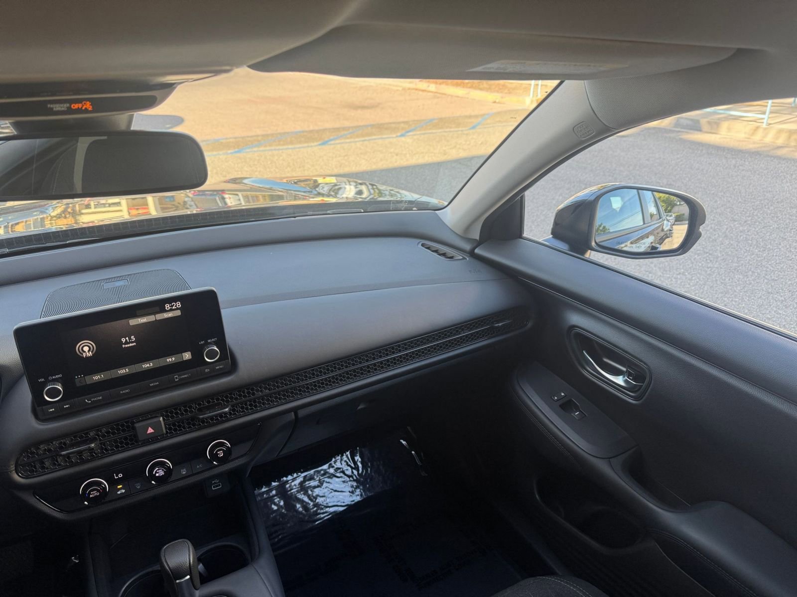 Thumbnail: 2025 Honda HR-V - 33