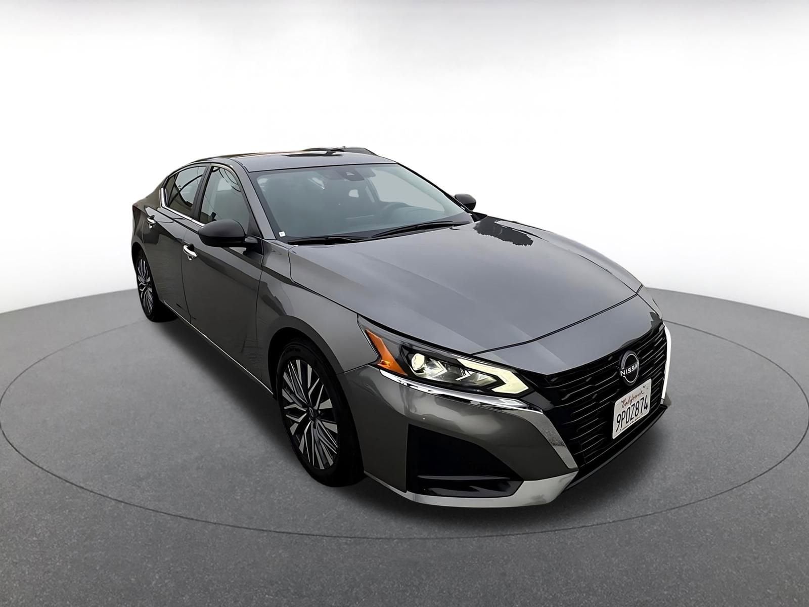 Thumbnail: 2025 Nissan Altima - 1