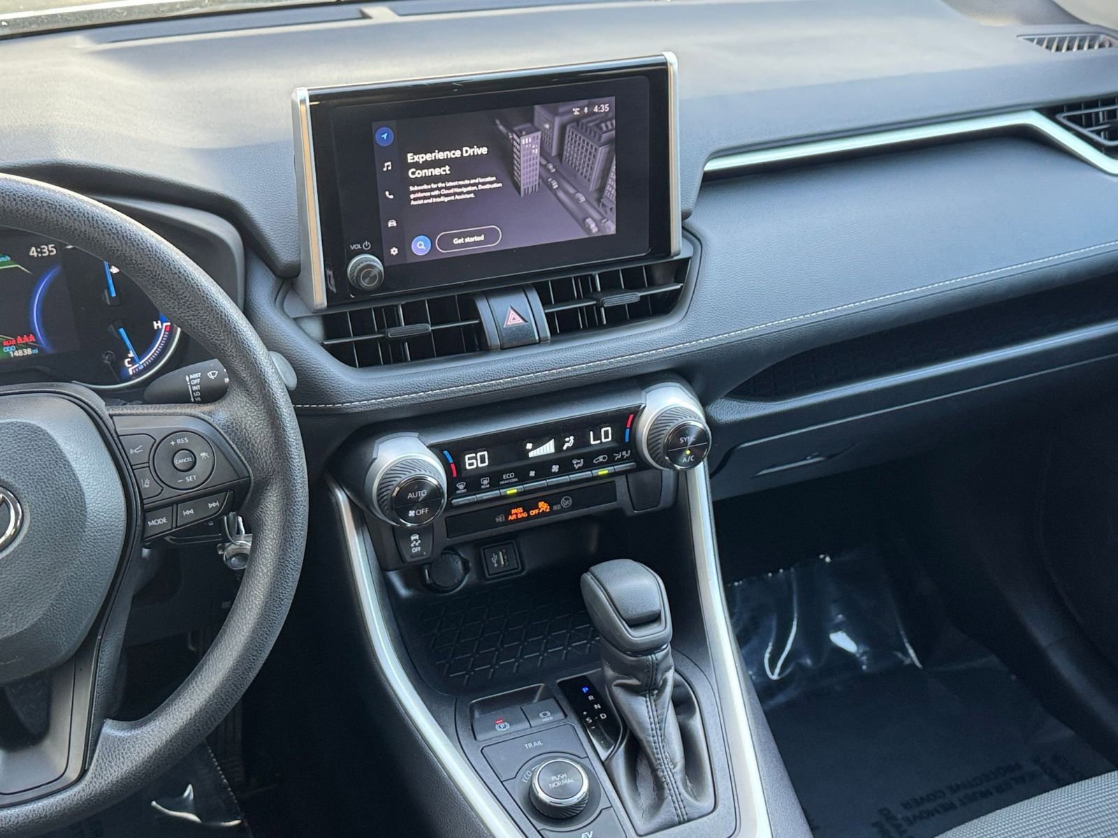 Thumbnail: 2025 Toyota RAV4 - 21