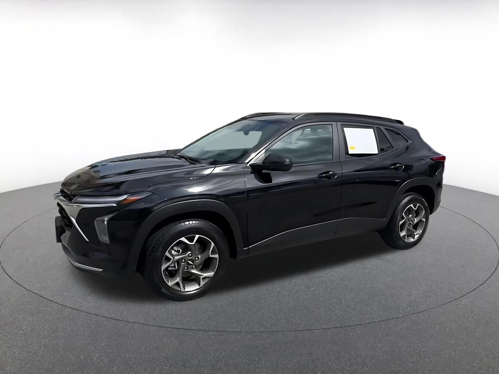 Thumbnail: 2025 Chevrolet Trax - 8