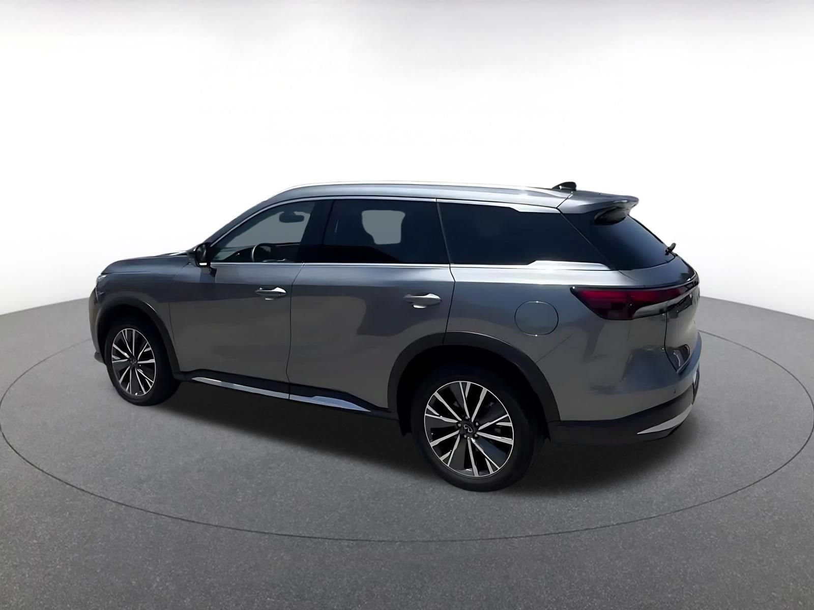 Thumbnail: 2026 INFINITI QX60 - 10