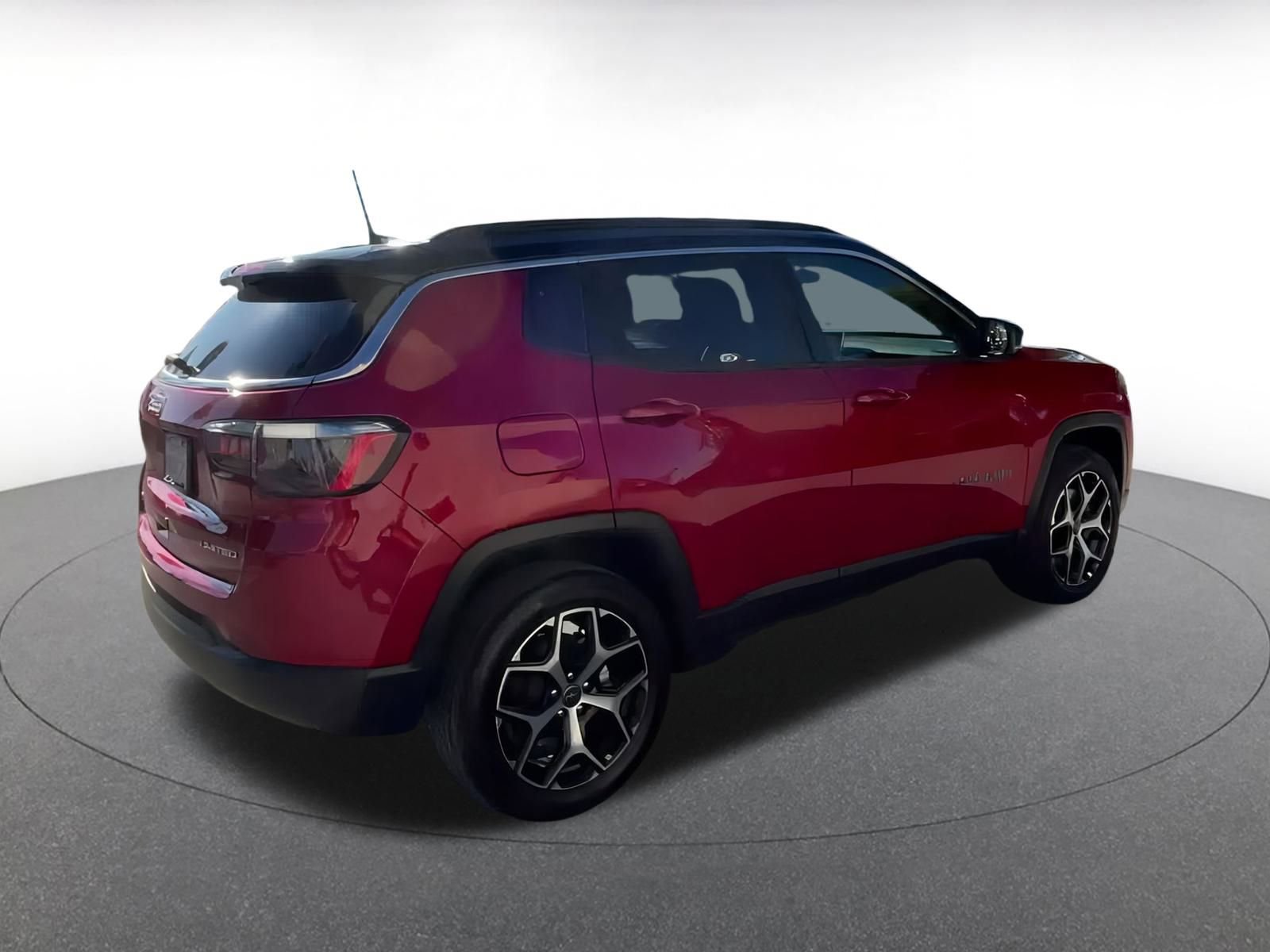 Thumbnail: 2025 Jeep Compass - 15