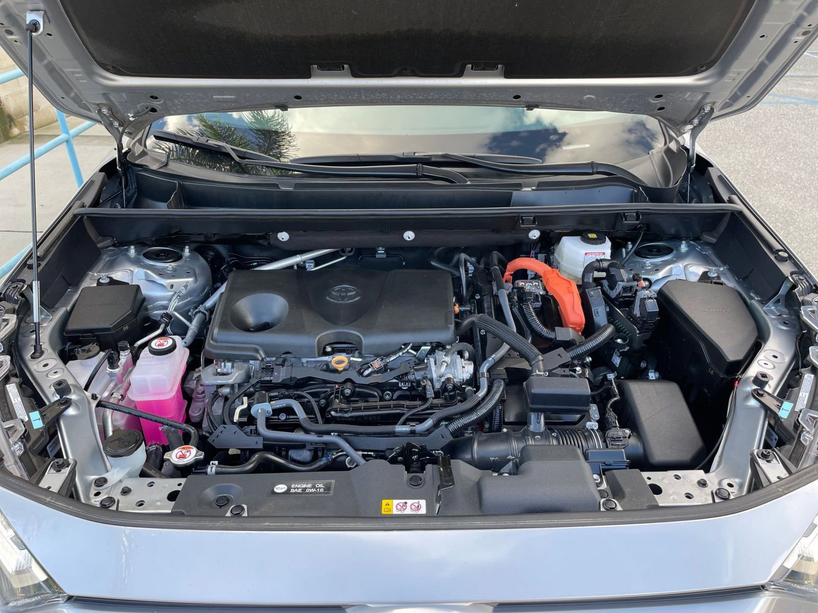 Thumbnail: 2025 Toyota RAV4 - 32