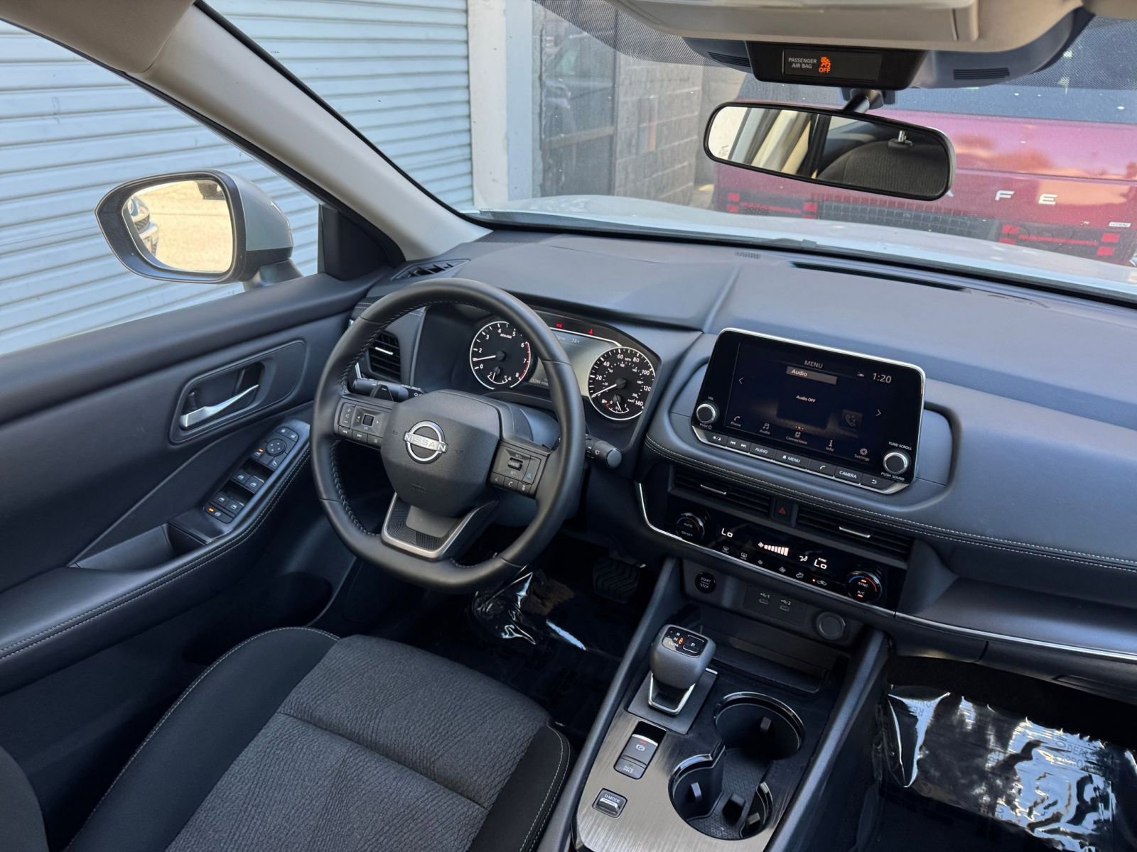 Thumbnail: 2025 Nissan Rogue - 32