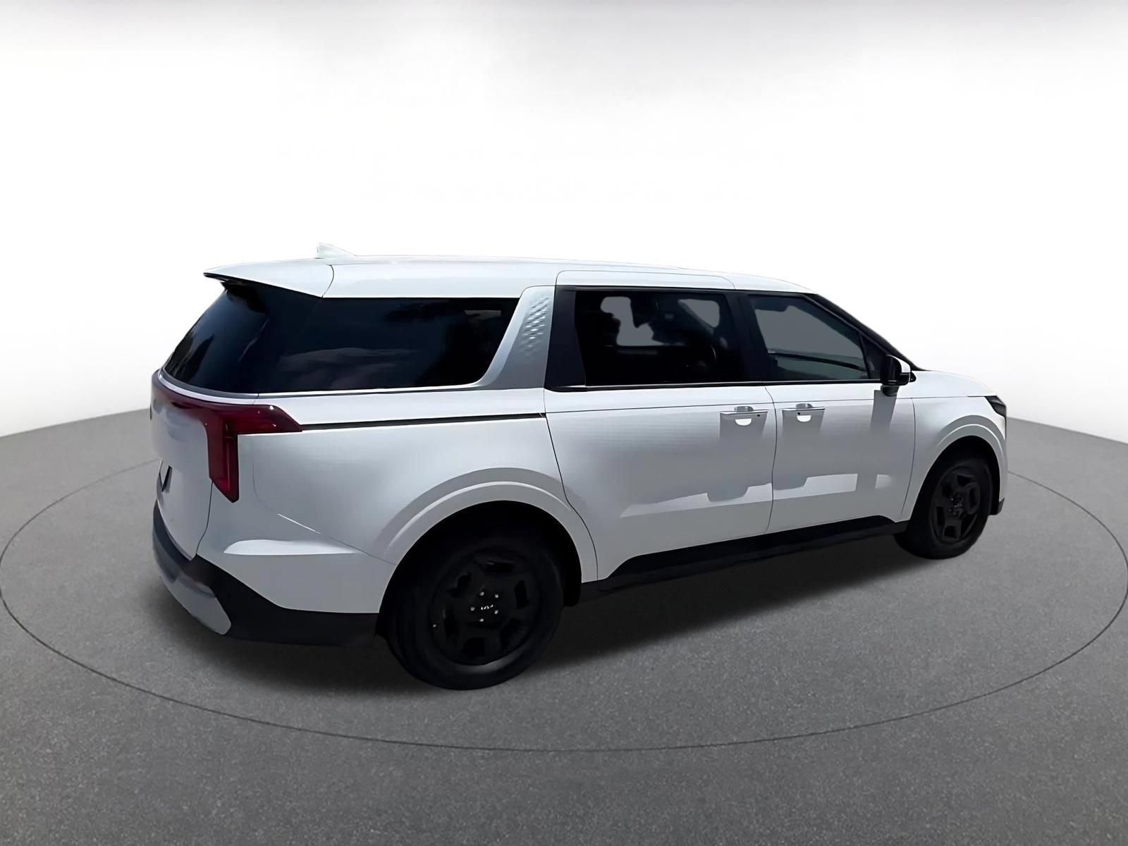 Thumbnail: 2026 Kia Carnival - 15