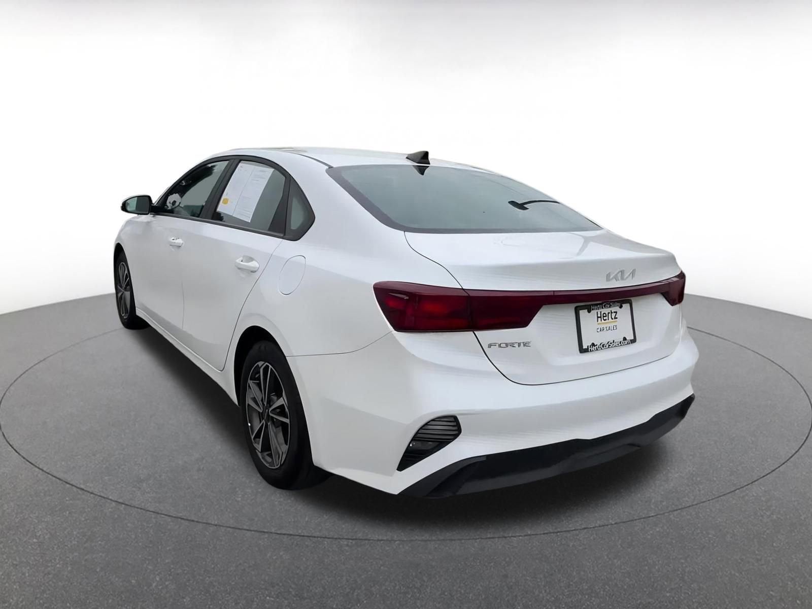 2024 Kia Forte LXS 11