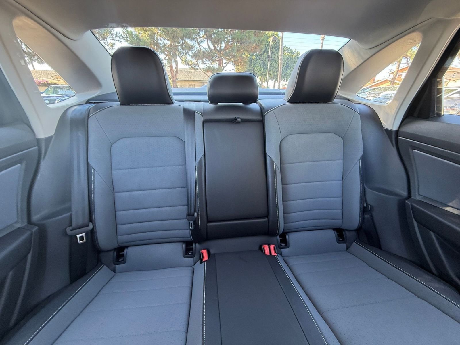 Thumbnail: 2025 Volkswagen Jetta - 34