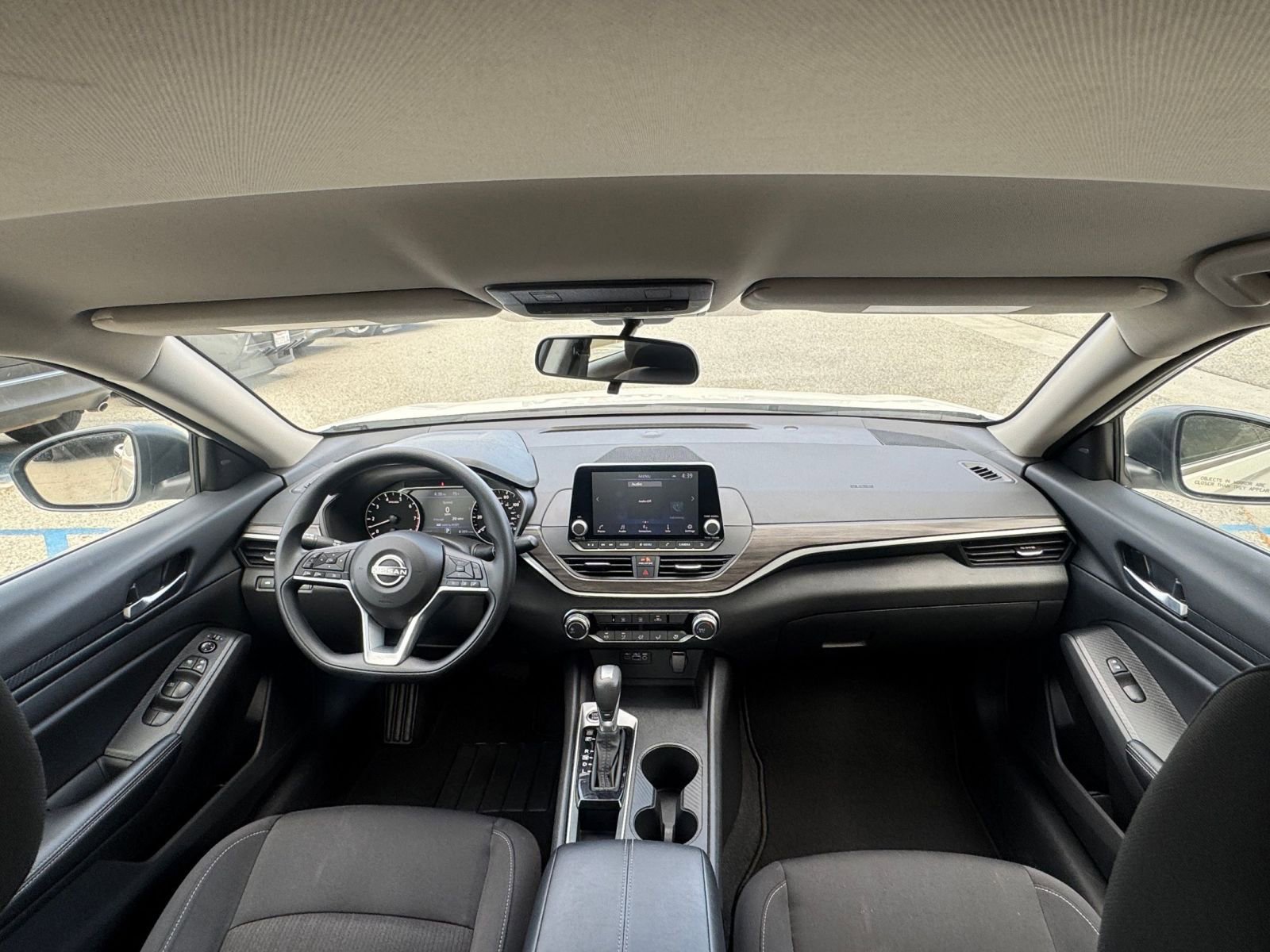 Thumbnail: 2025 Nissan Altima - 34