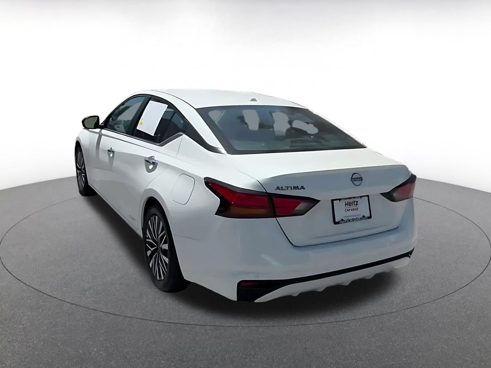 Thumbnail: 2025 Nissan Altima - 14
