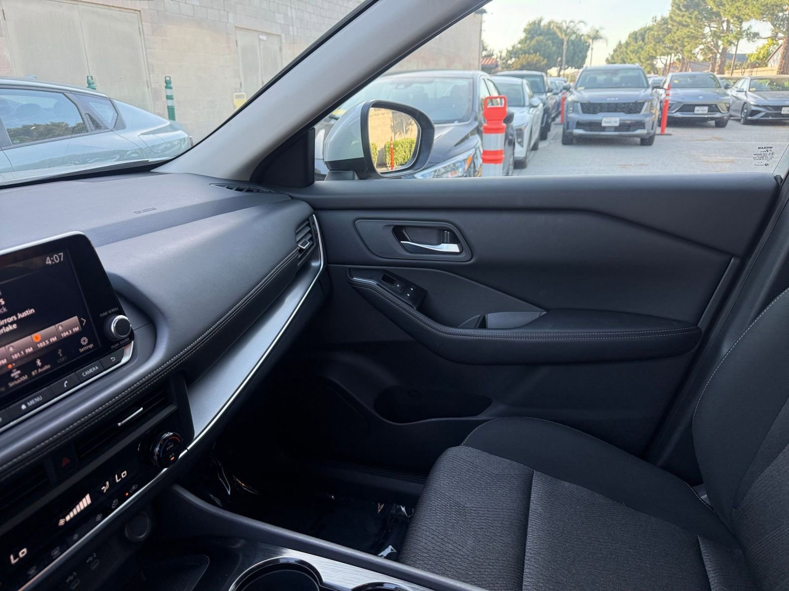 Thumbnail: 2025 Nissan Rogue - 33