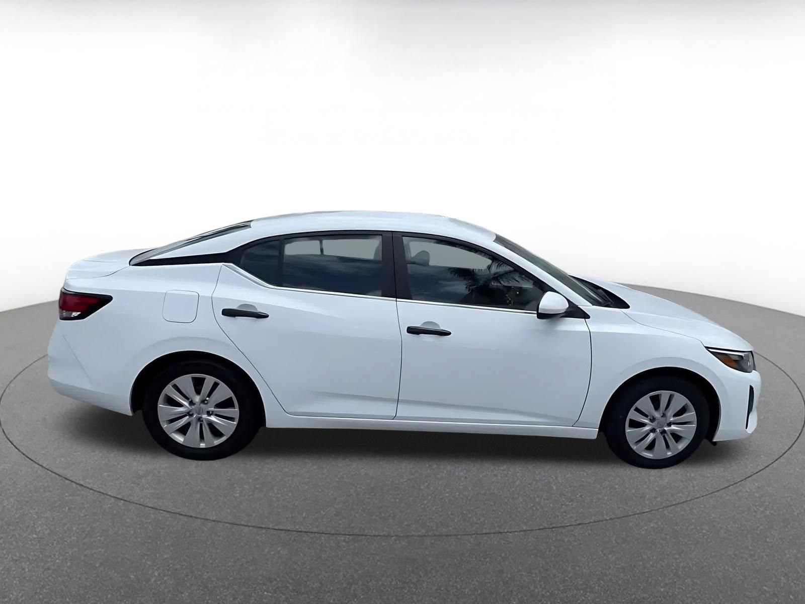 Thumbnail: 2025 Nissan Sentra - 16
