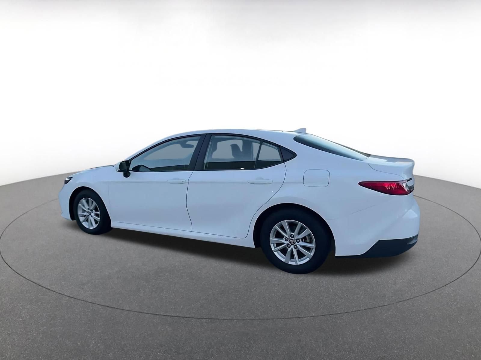 Thumbnail: 2025 Toyota Camry - 10