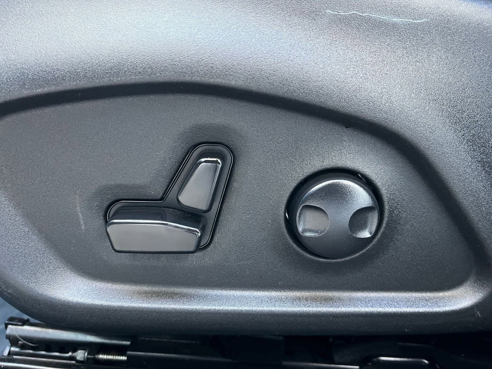 Thumbnail: 2025 Jeep Compass - 23