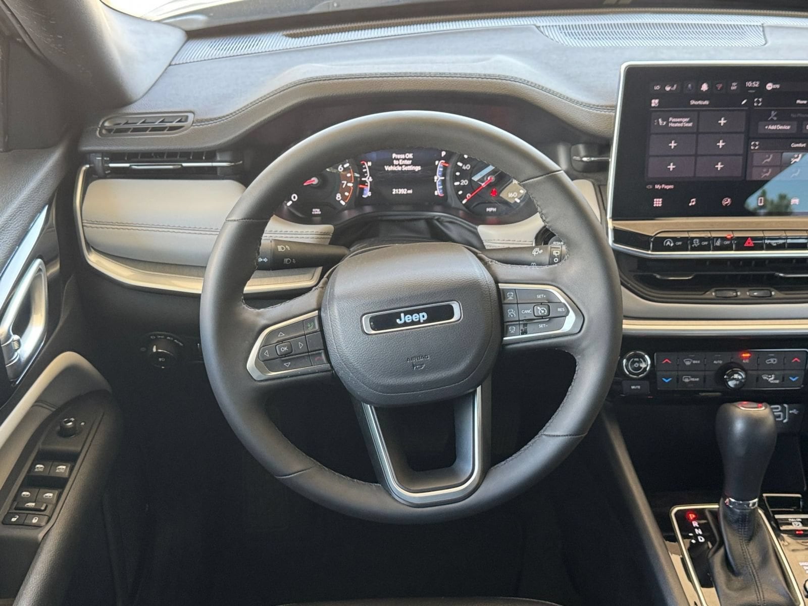 Thumbnail: 2025 Jeep Compass - 29