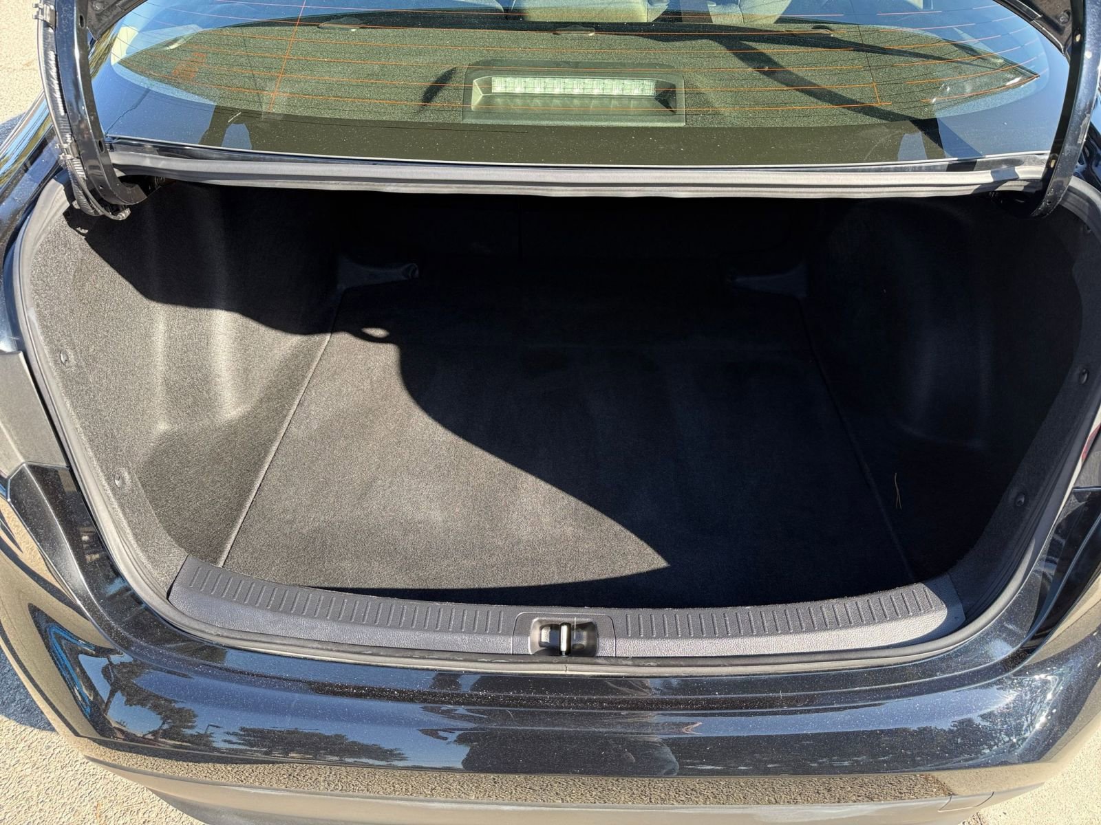 Thumbnail: 2025 Toyota Corolla - 27