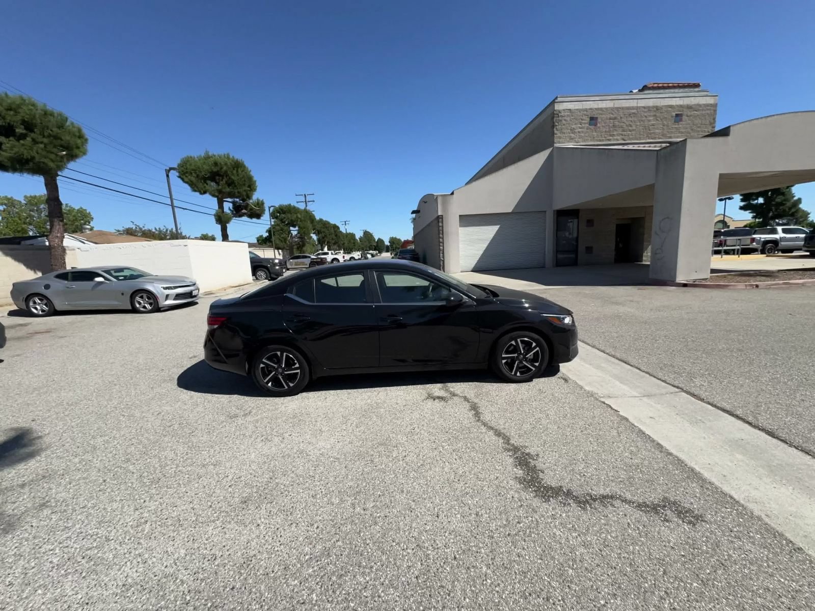 Thumbnail: 2025 Nissan Sentra - 15