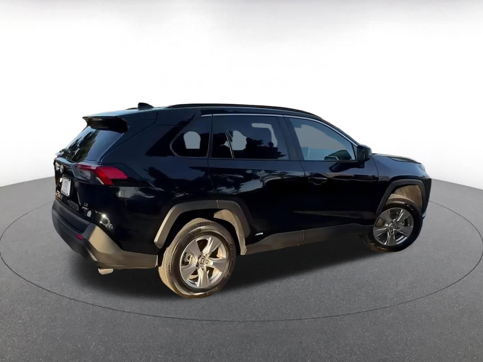 Thumbnail: 2025 Toyota RAV4 - 14