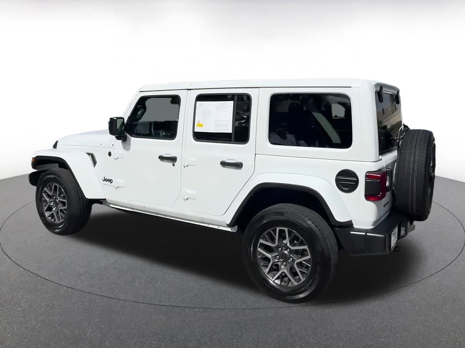 Thumbnail: 2025 Jeep Wrangler - 11