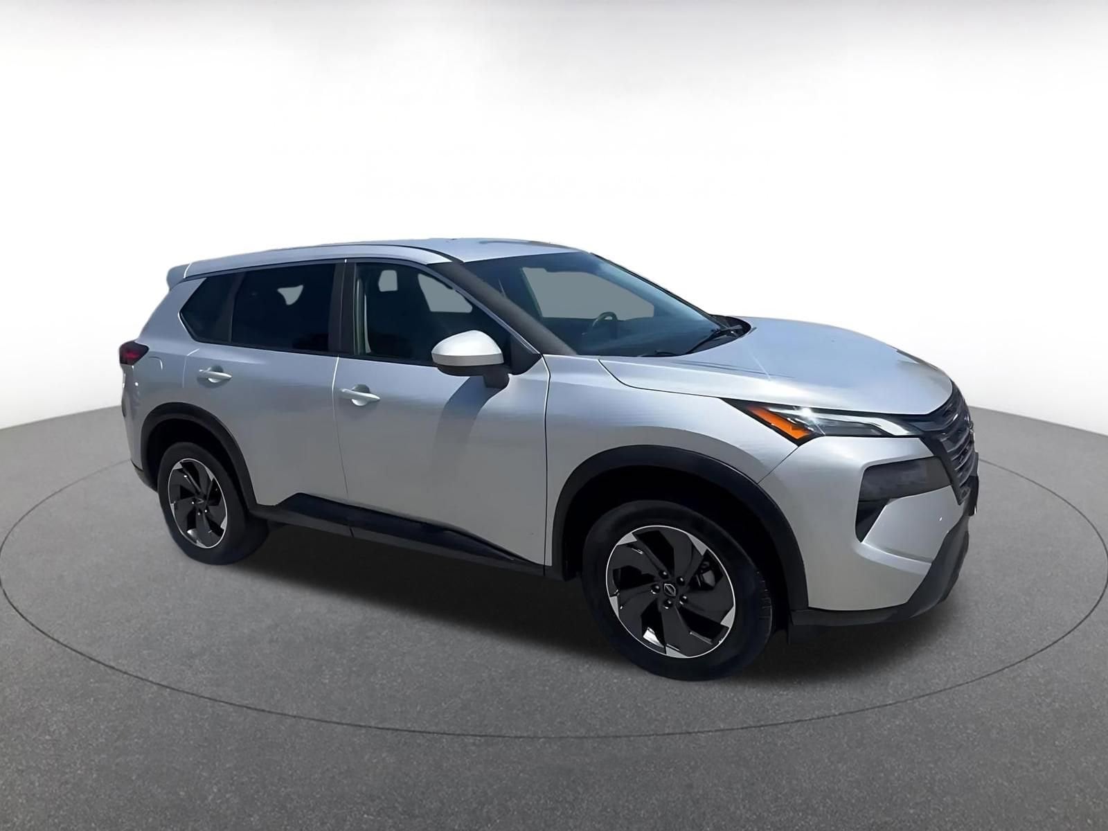 Thumbnail: 2025 Nissan Rogue - 2