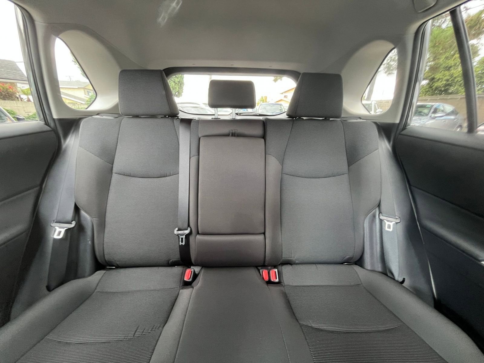 Thumbnail: 2025 Toyota RAV4 - 34