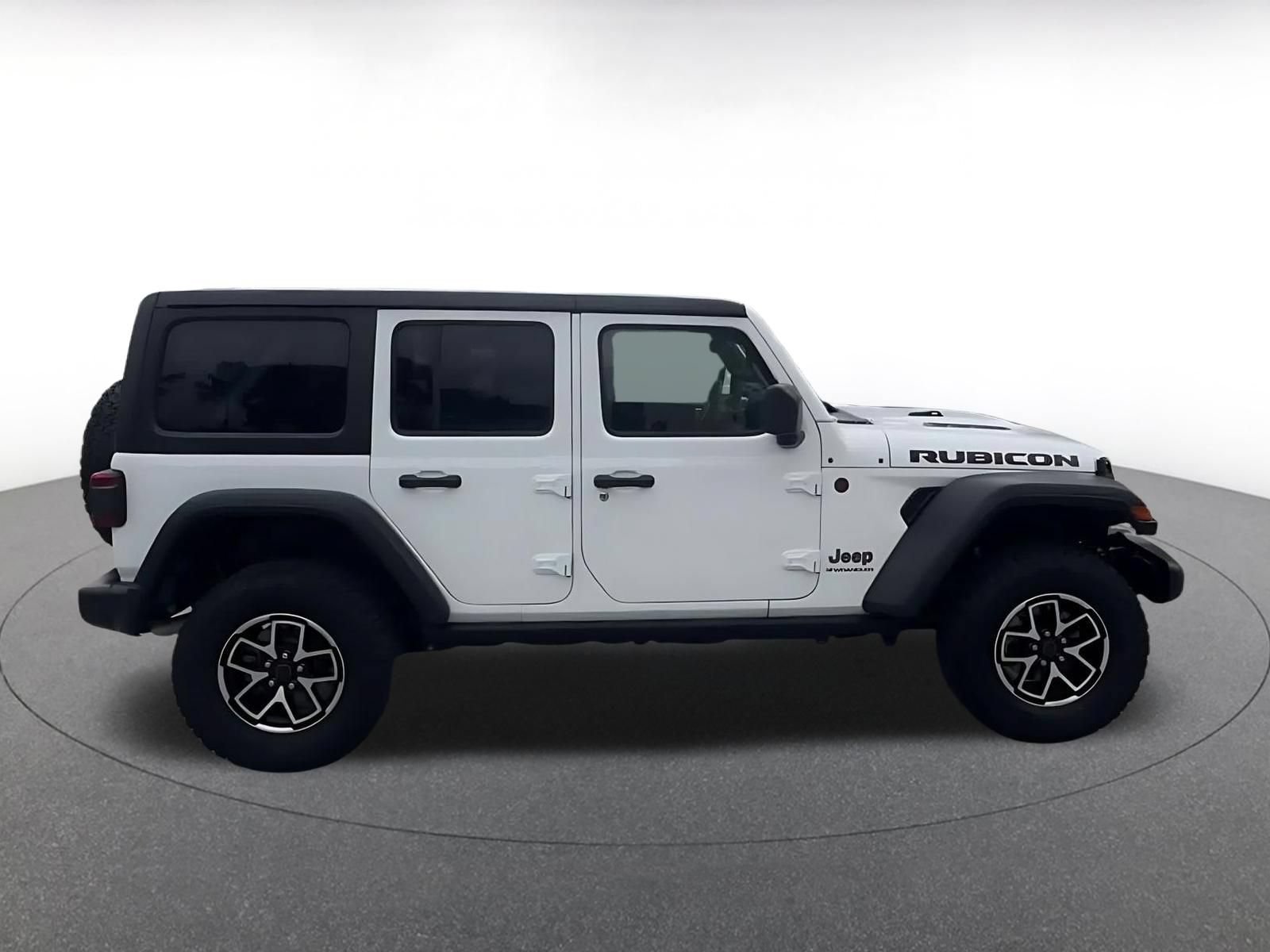 Thumbnail: 2025 Jeep Wrangler - 16