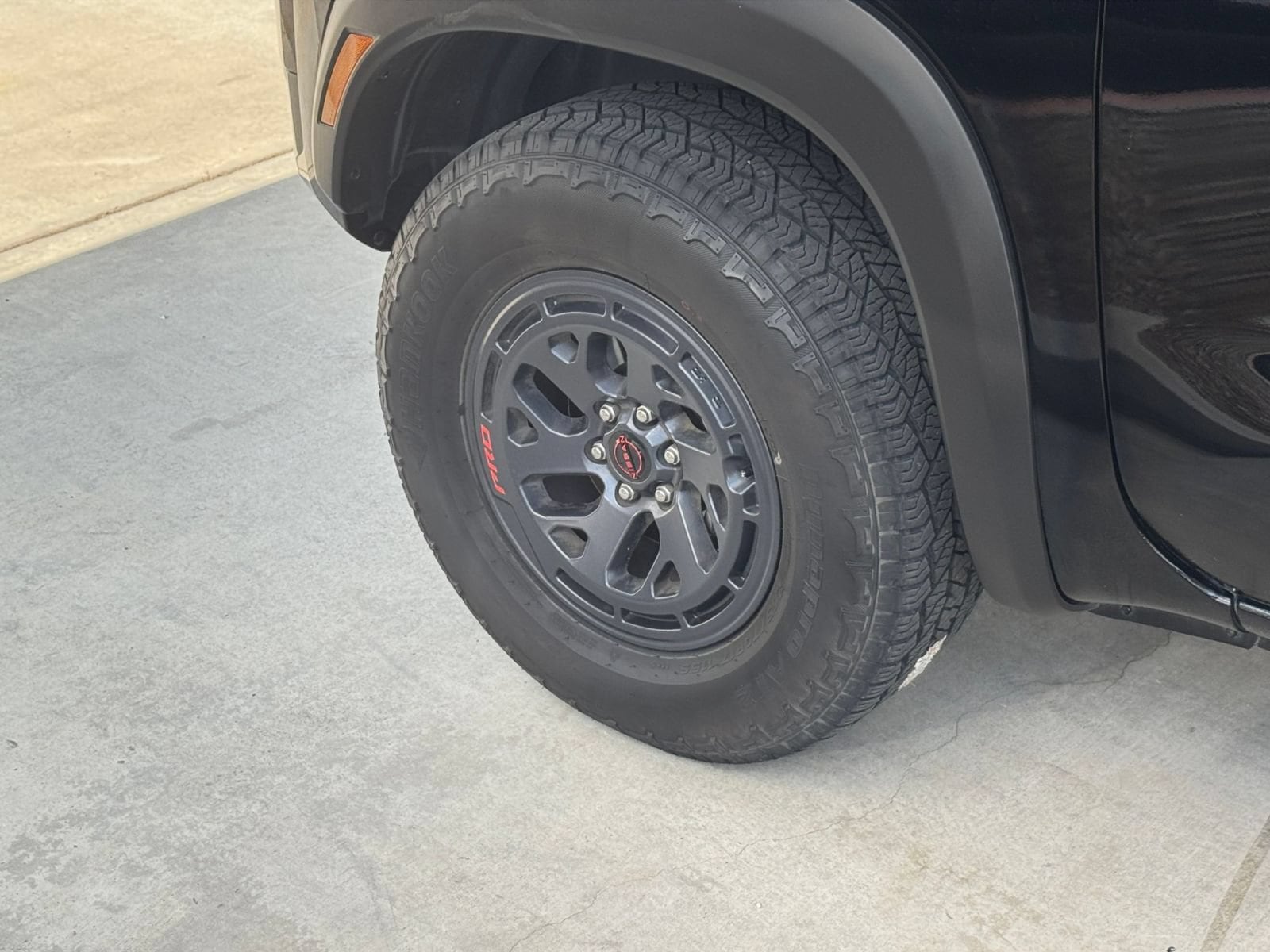 Thumbnail: 2026 Nissan Frontier - 30