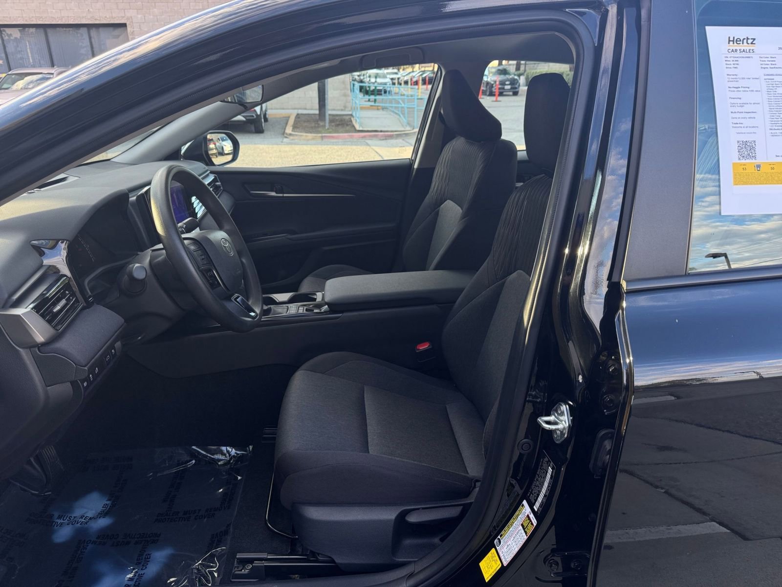 Thumbnail: 2025 Toyota Camry - 25