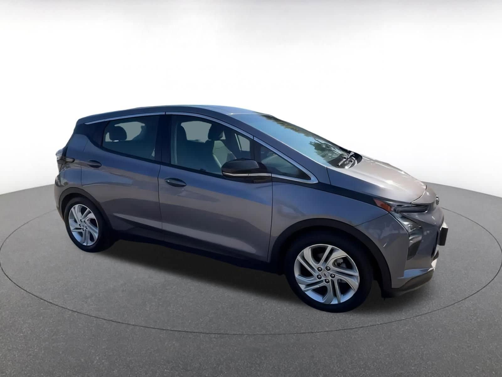 Thumbnail: 2023 Chevrolet Bolt EV - 2
