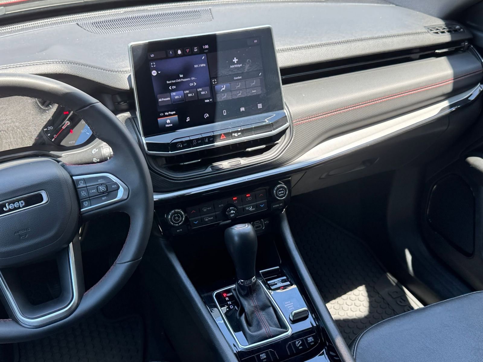 Thumbnail: 2025 Jeep Compass - 20