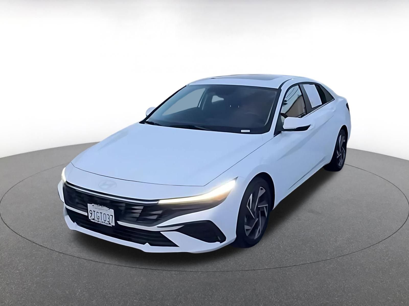 Thumbnail: 2025 Hyundai Elantra - 8