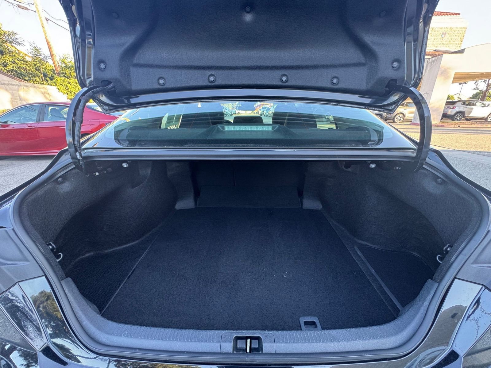 Thumbnail: 2025 Toyota Camry - 30