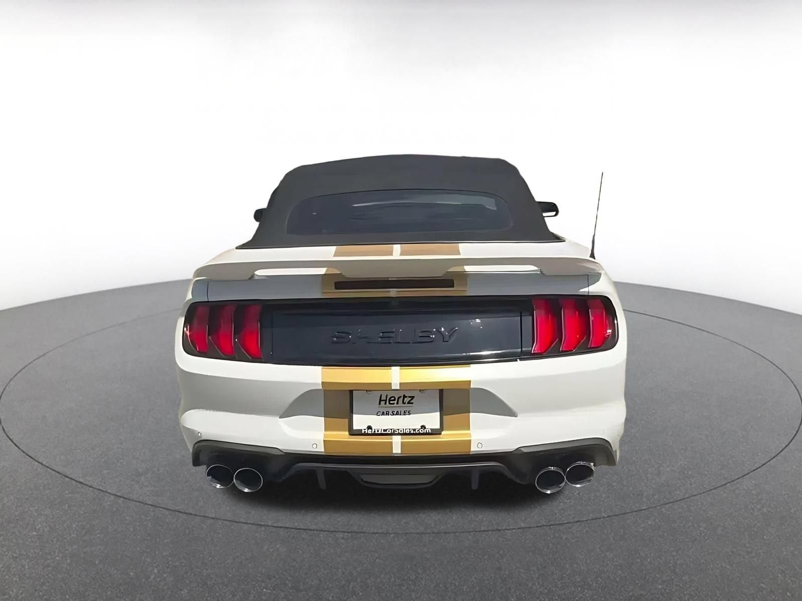 Thumbnail: 2022 Ford Mustang - 12